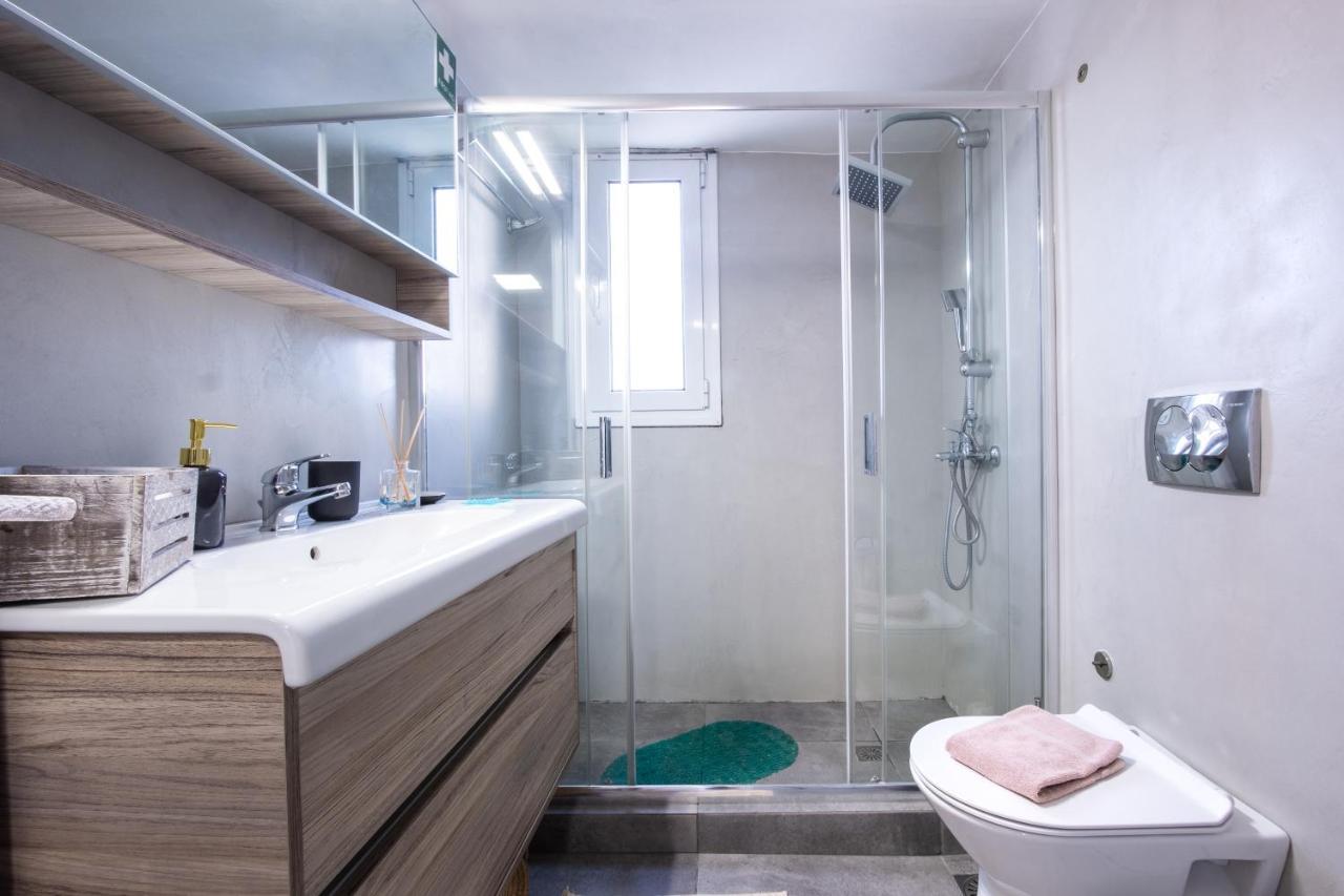 Apartment With Parking Near Medical Center Athen Eksteriør bilde